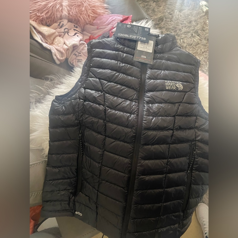 Black mountain hardware vest